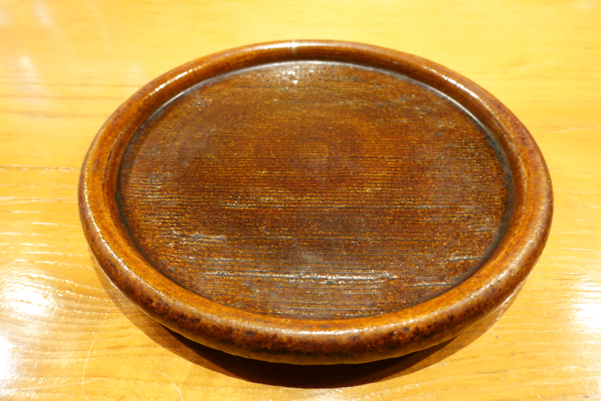 信楽焼陶板 – 活地鶏専門「かしわの川中」 