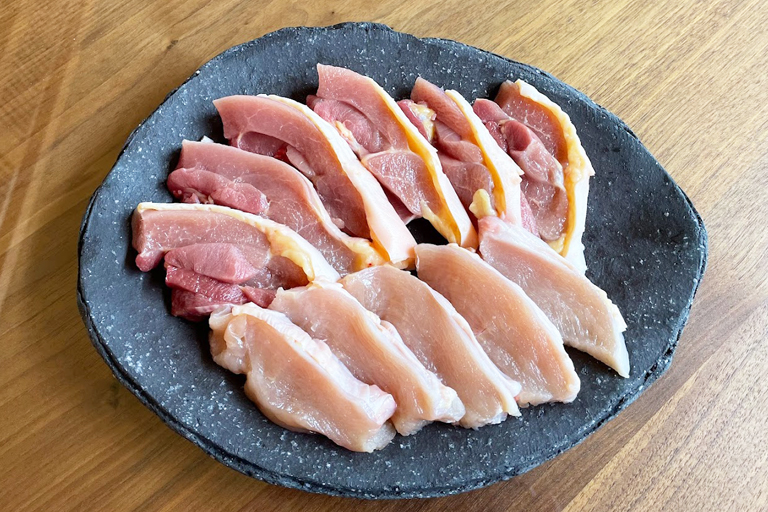 淡海地鶏 – 活地鶏専門「かしわの川中」